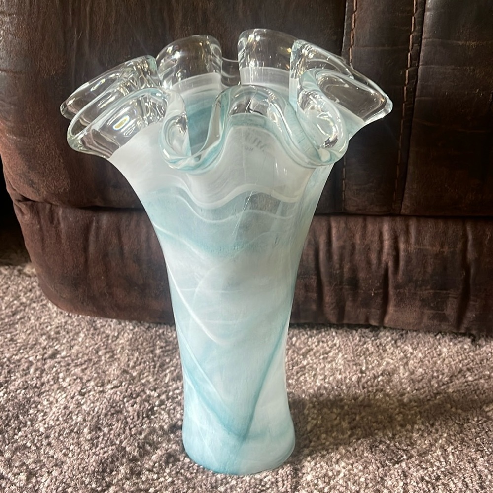 Tammaro Hand Blown Italian Glass Vase